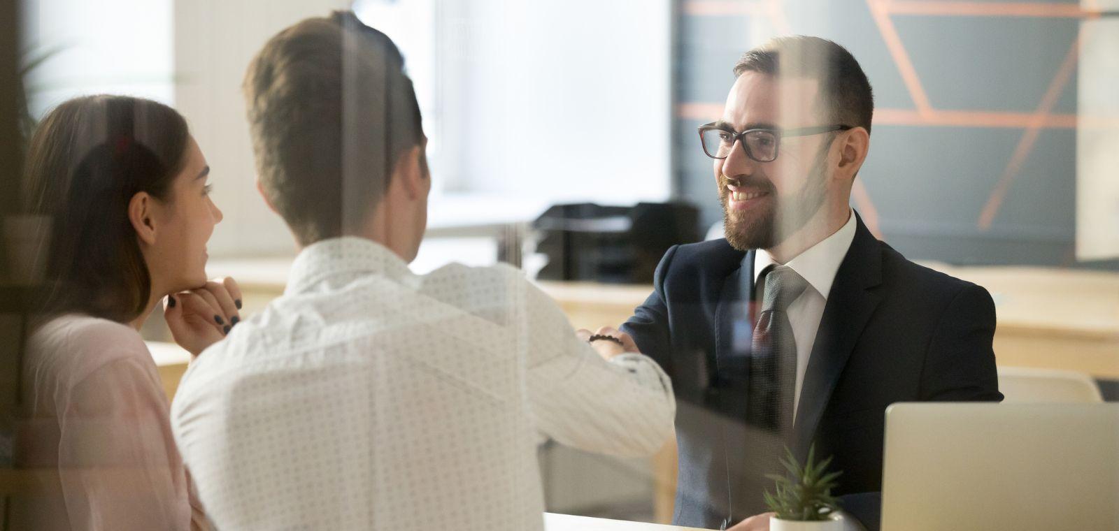 Tout ce que vous devez savoir des obligations des IOBSP en termes de formations