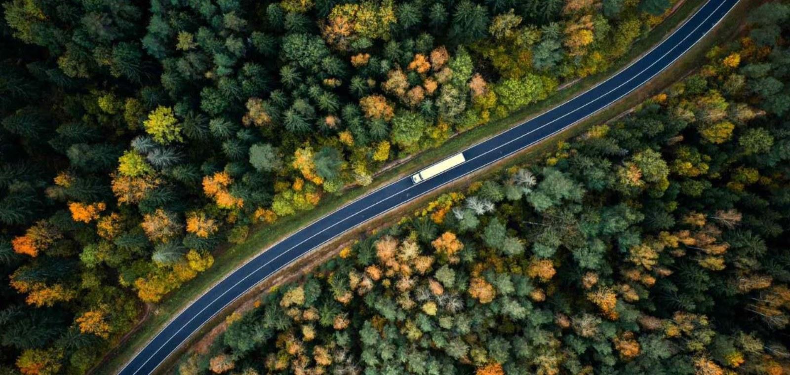 Comment garder une visibilité en temps réel sur votre flotte, qu'elle soit interne ou externe ?