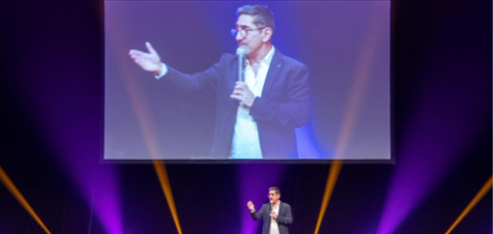 3 clés pour dépasser la peur de prendre la parole et captiver votre audience en public ou en ligne