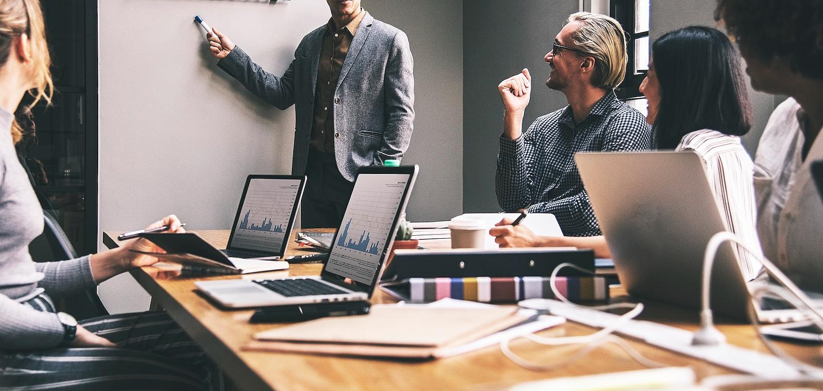 Pourquoi et comment mettre en place une démarche de veille commerciale ?