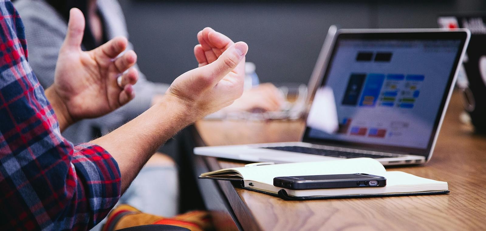 Boostez votre compétitivité : Pourquoi et comment mettre en place une gouvernance de démarche de veille stratégique ?