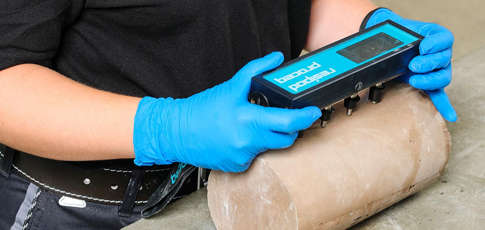 Durabilité des ouvrages en béton : application opérationnelle des méthodes performantielles selon FD P 18-480 révisé