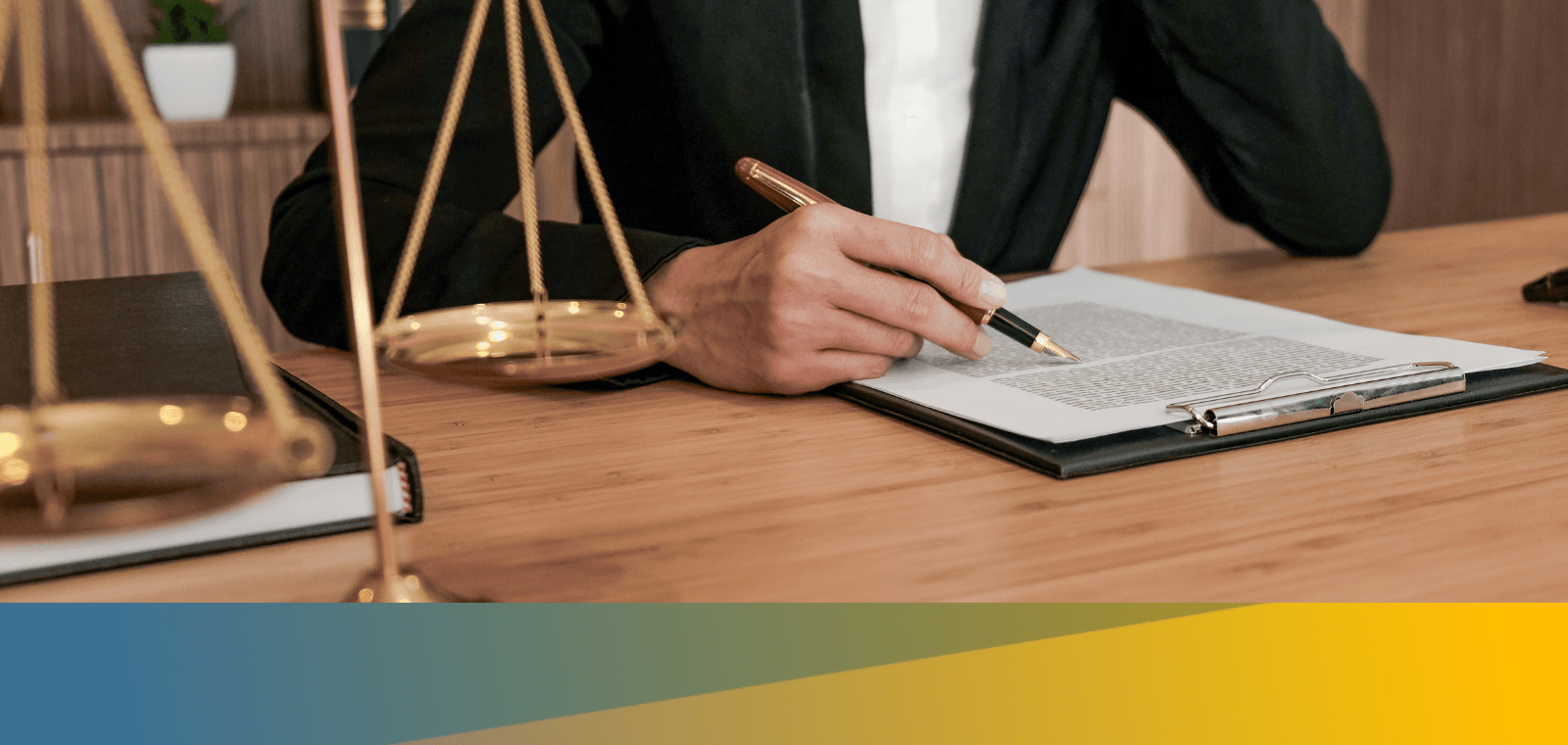 Tout comprendre au contrôle URSSAF : périmètre, méthodologie, risques et recours (amiable et judiciaires).