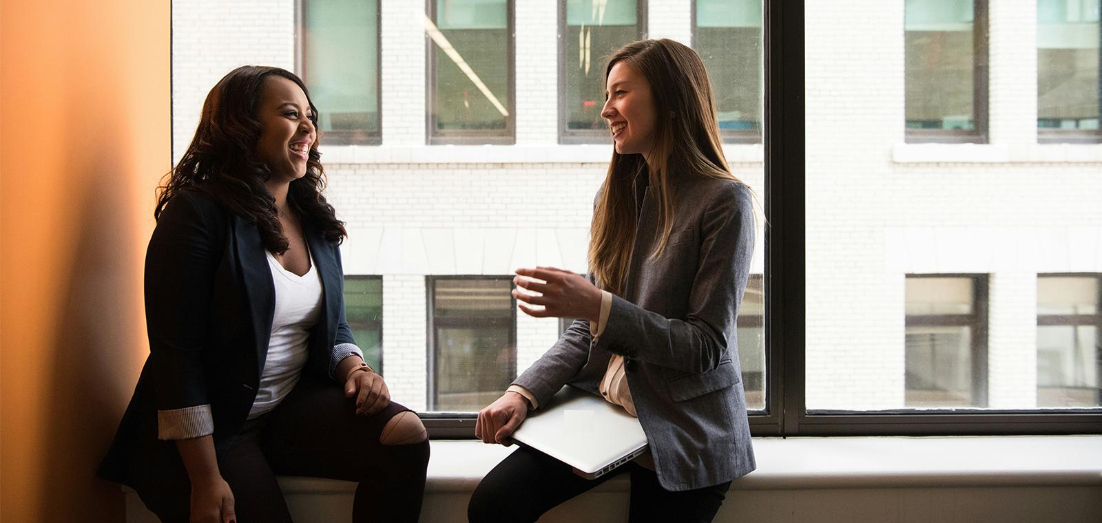 Et si passeur d’expérience devenait votre métier ? Devenez spécialiste en transmission des compétences