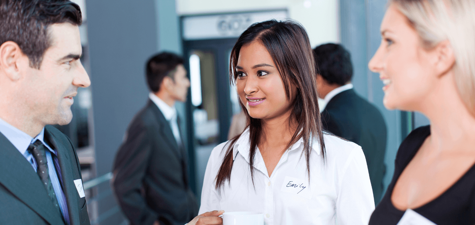 Comment instantanément marquer les esprits quand vous réseautez pour séduire les bons clients B2B