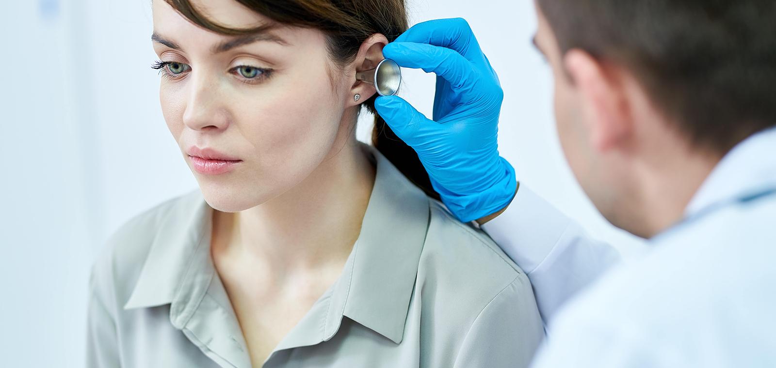 Identifiez les symptômes auditifs précoces pour une meilleure prise en charge